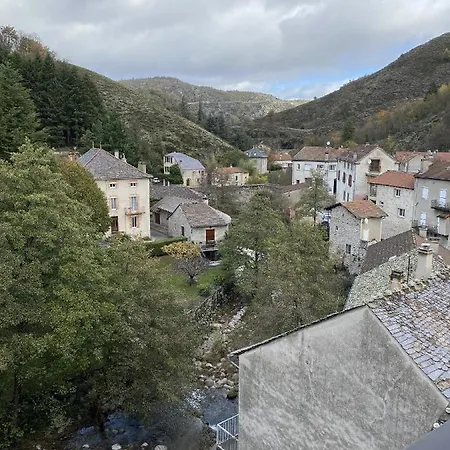 Le Grenier D'annick Apartment Villefort (Lozere)